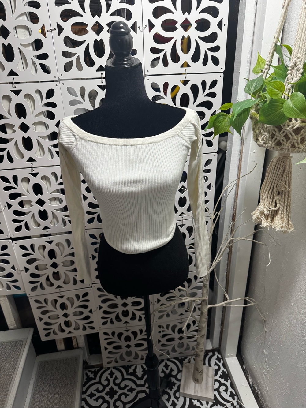 Garage- women’s Off-Shoulder Ribbed Long Sleeve sweater Top - off White